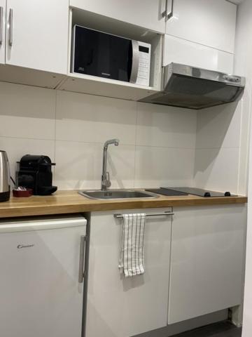 شقة Montparnasse Cozy Flat باريس المظهر الخارجي الصورة